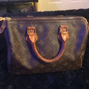 Louis Vuitton Speedy 25 monogram handbag satchel!